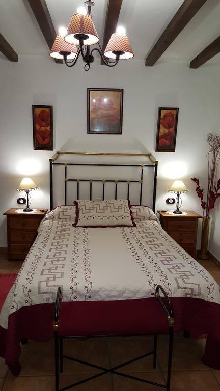 Apartamentos Rurales Tauro Cabezuela Del Valle Dış mekan fotoğraf