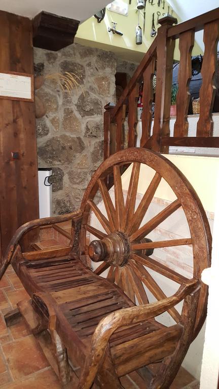Apartamentos Rurales Tauro Cabezuela Del Valle Dış mekan fotoğraf