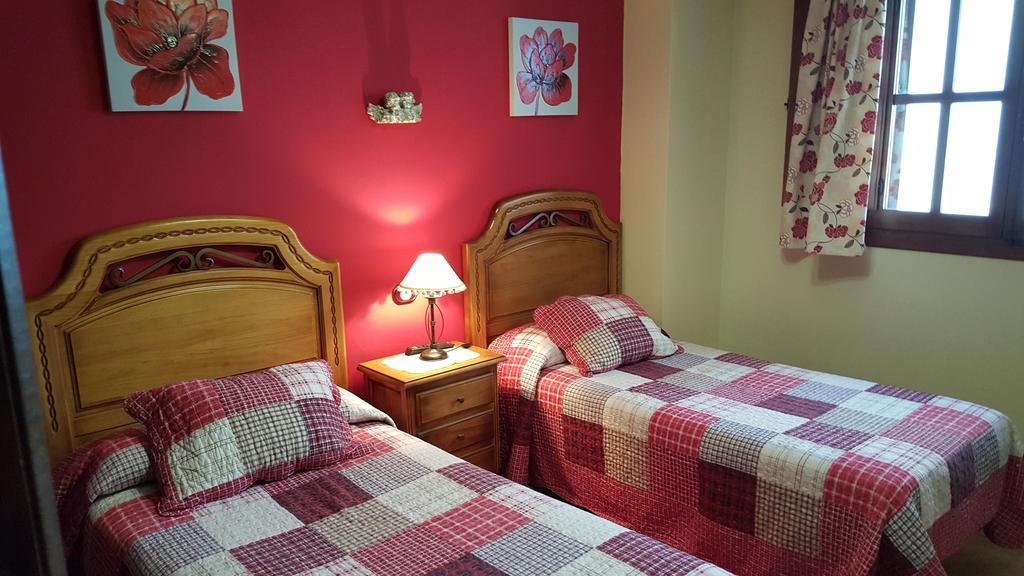 Apartamentos Rurales Tauro Cabezuela Del Valle Dış mekan fotoğraf